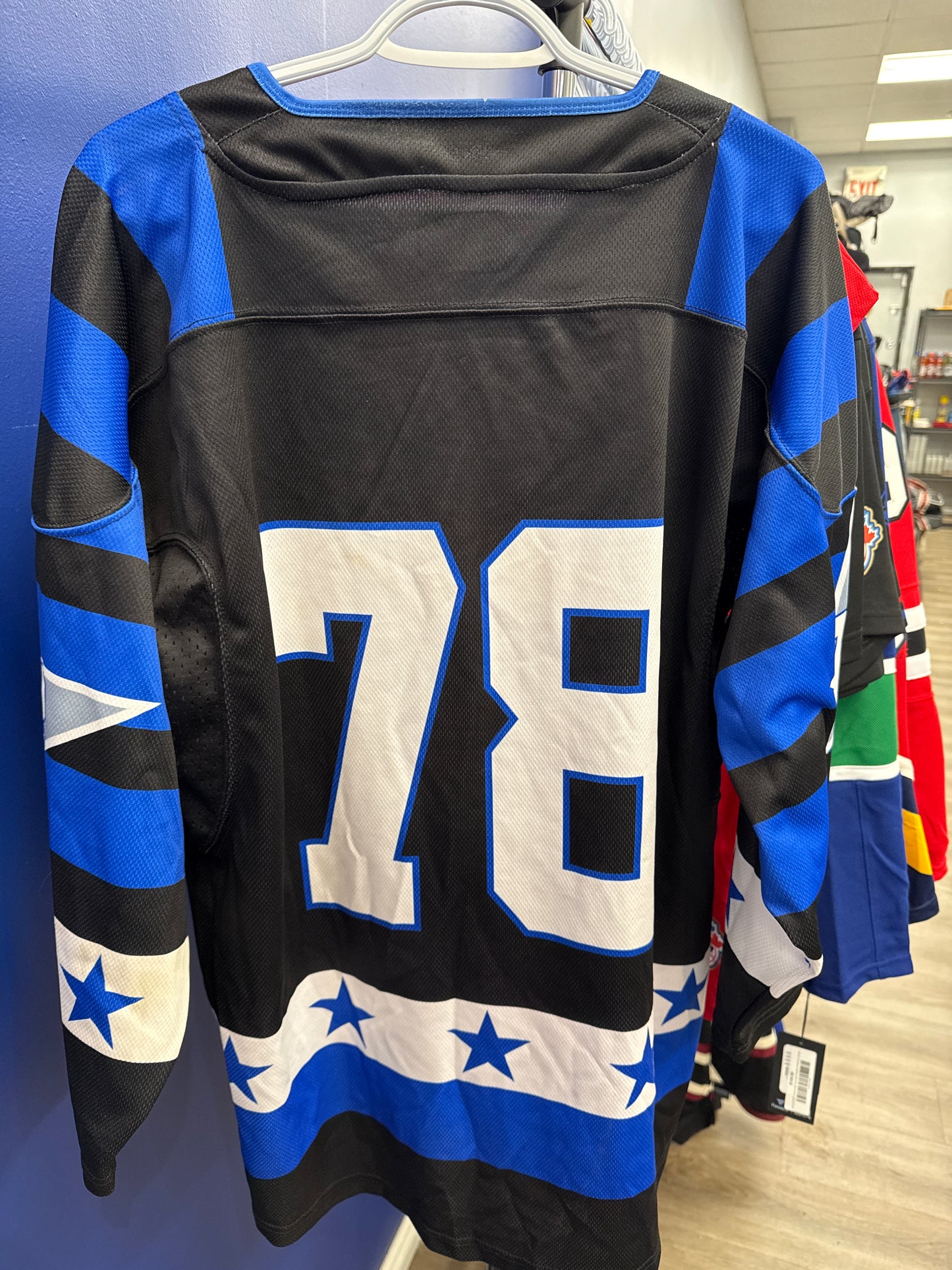 AAA Pre Try-Out Hockey Showcase Jersey Sz Medium