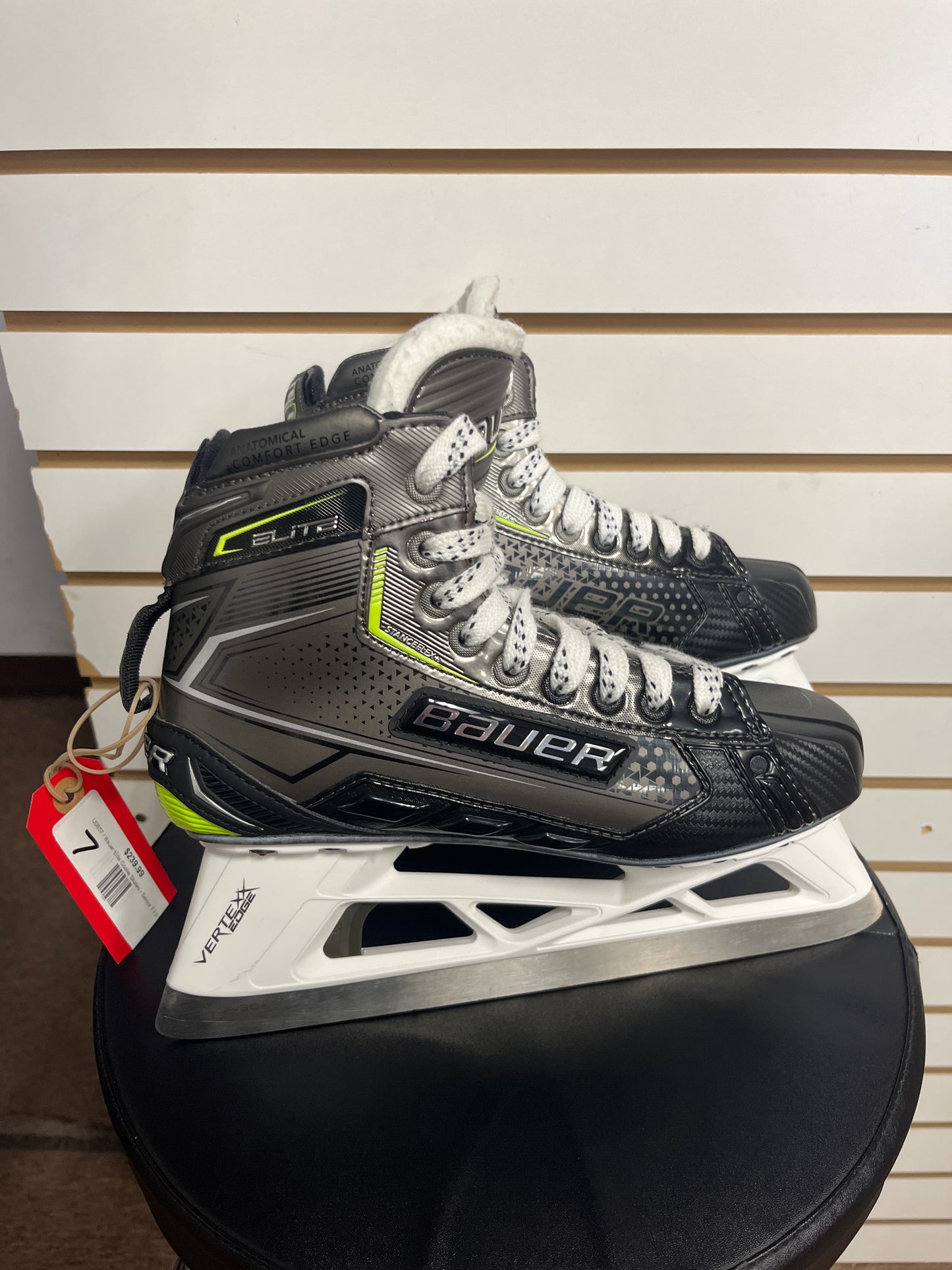 Bauer Elite Goalie Skates - Senior 7 Fit 1
