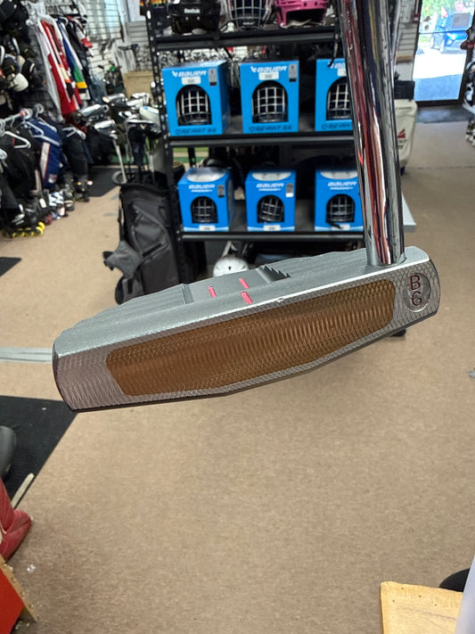 MacGregor The Fat Lady Swings Bobby Grace Used Putter RH