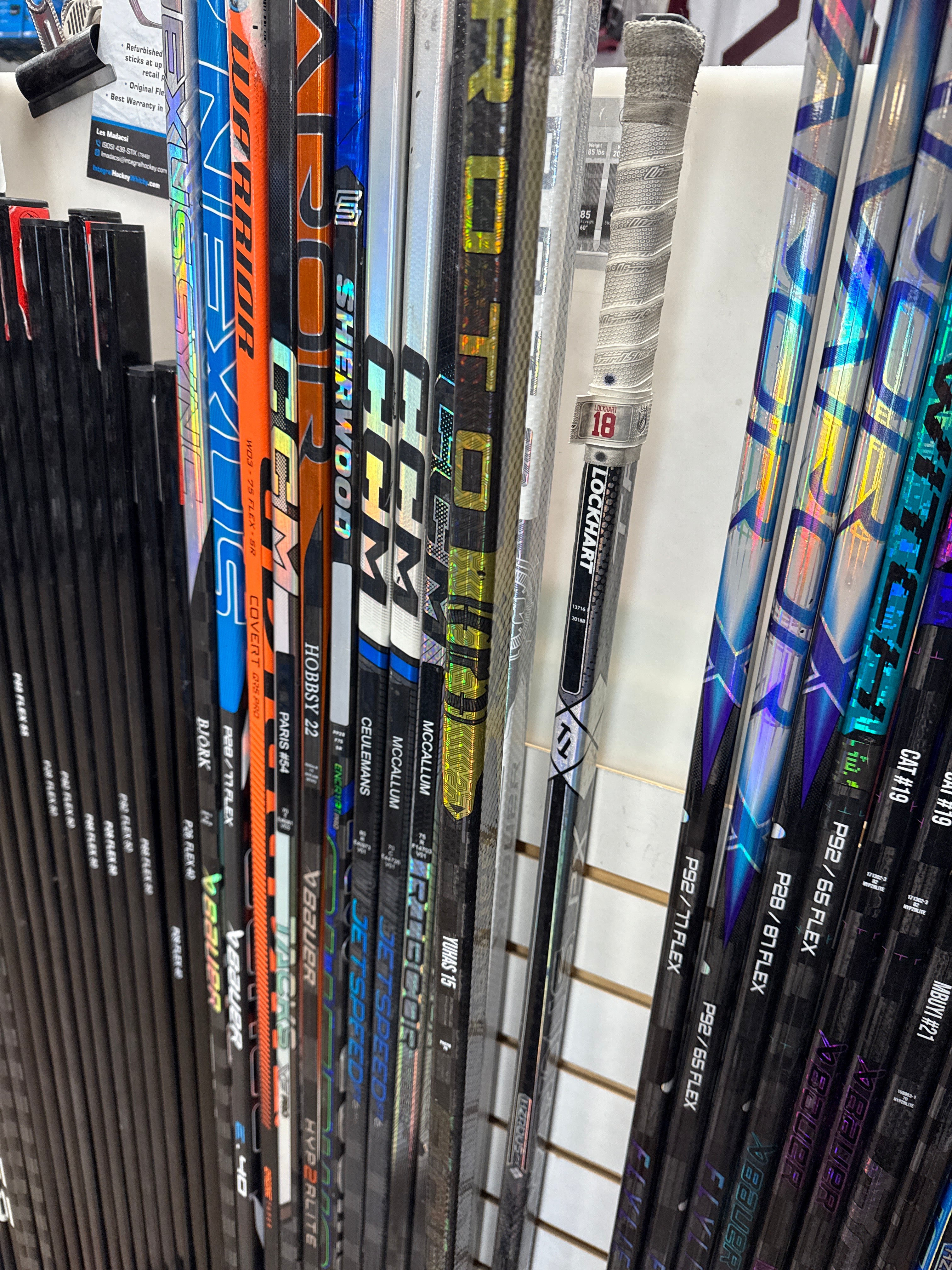 Bauer Proto R Black/Gold Graphic RH Pro Stock Refurbished ...