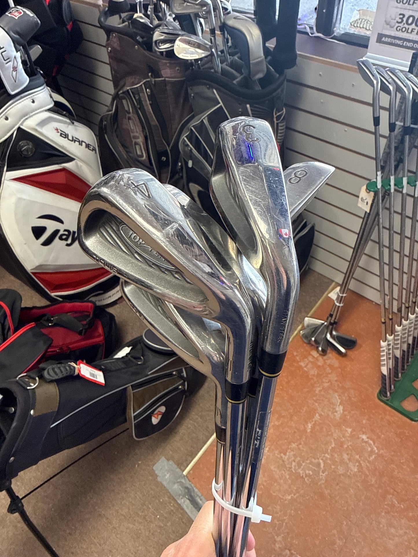 Top Flite Irons 3-8 *No 6 / RH