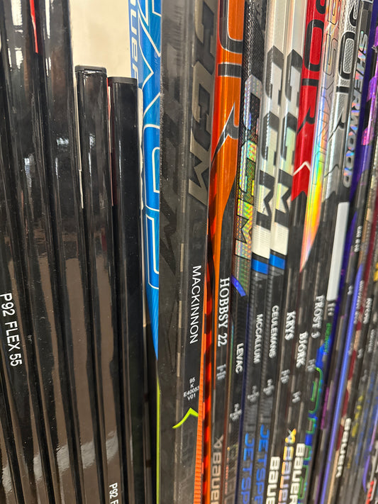 CCM Trigger 3D - Right Hand Mackinnon PRO Stock