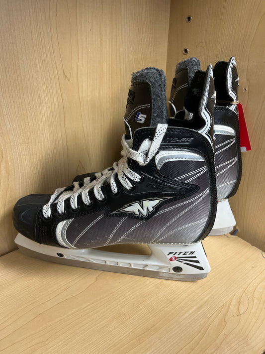 Mission L5 Pure Skates - Senior 9 Used