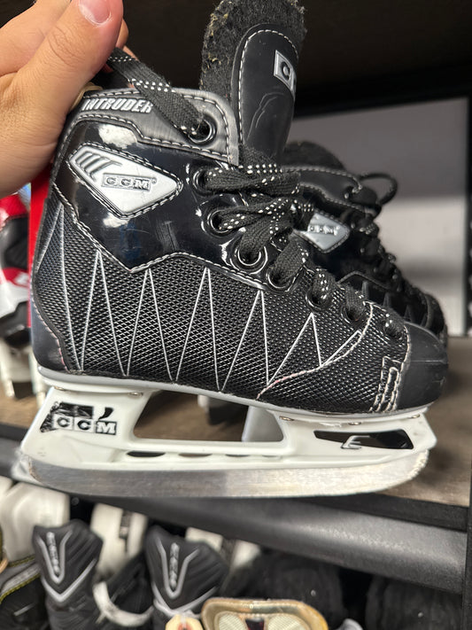 CCM Intruder Hockey Skate Used Youth Sz 11