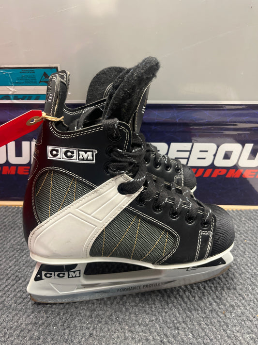 CCM Intruder 55 Skates - Intermediate 6