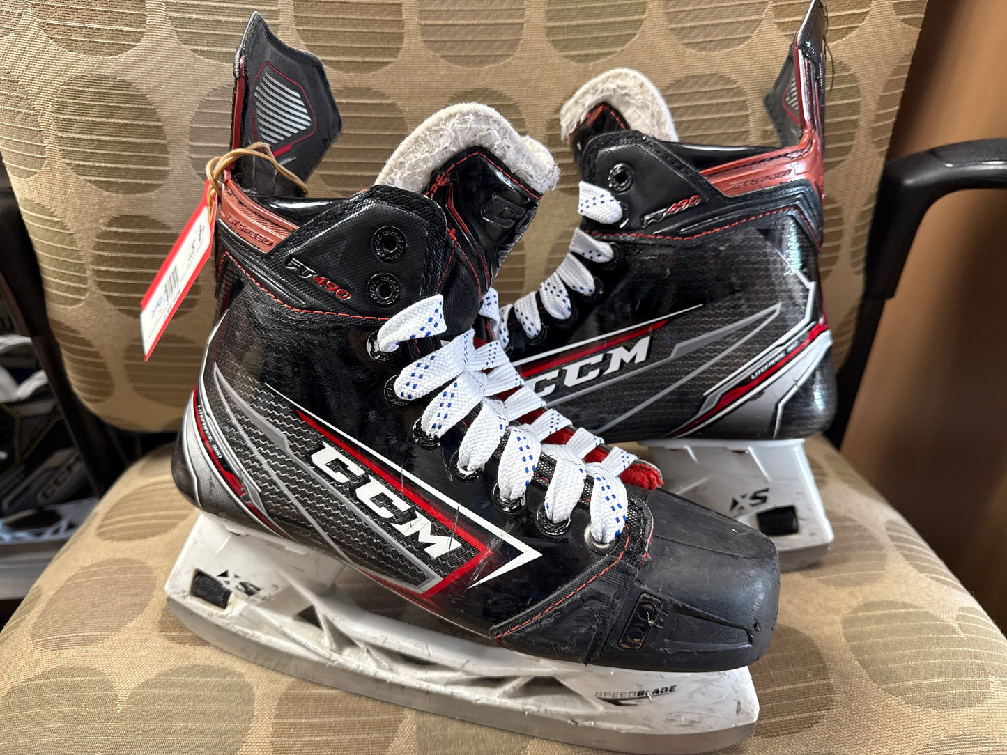 CCM FT490 Hockey Skates Used JR Sz 4.5