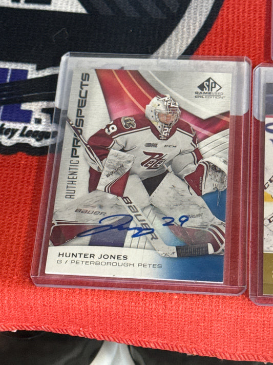 2019-20 CHL Game Used Hunter Jones Autograph #11
