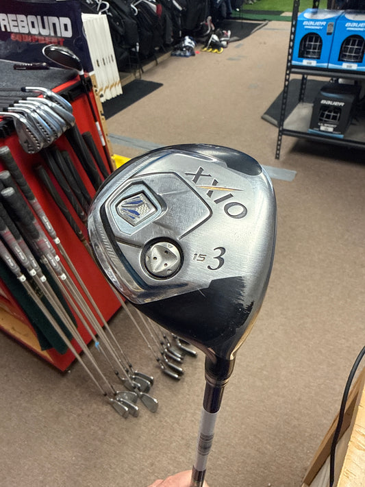 XXIO 3-Wood 15* Graphite Shaft Stiff Flex RH Used