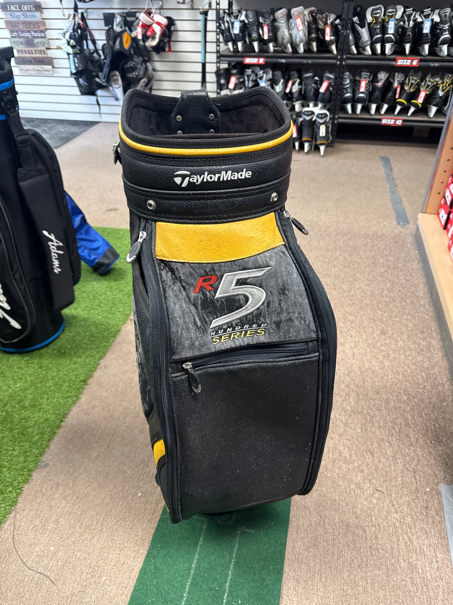TaylorMade R5 Used Golf Bag