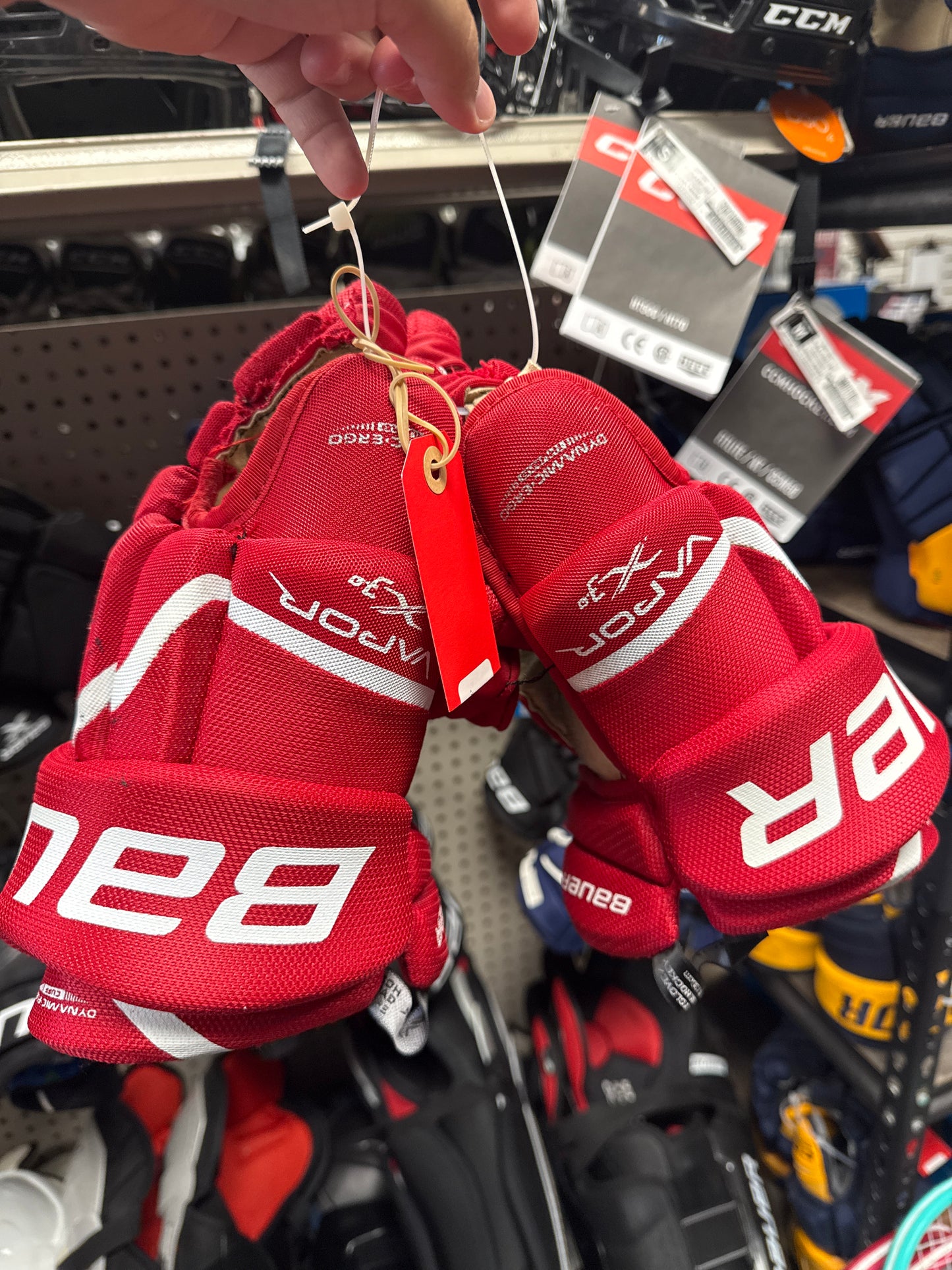 Bauer Vapor X3.0 Red Hockey Used Gloves 14"