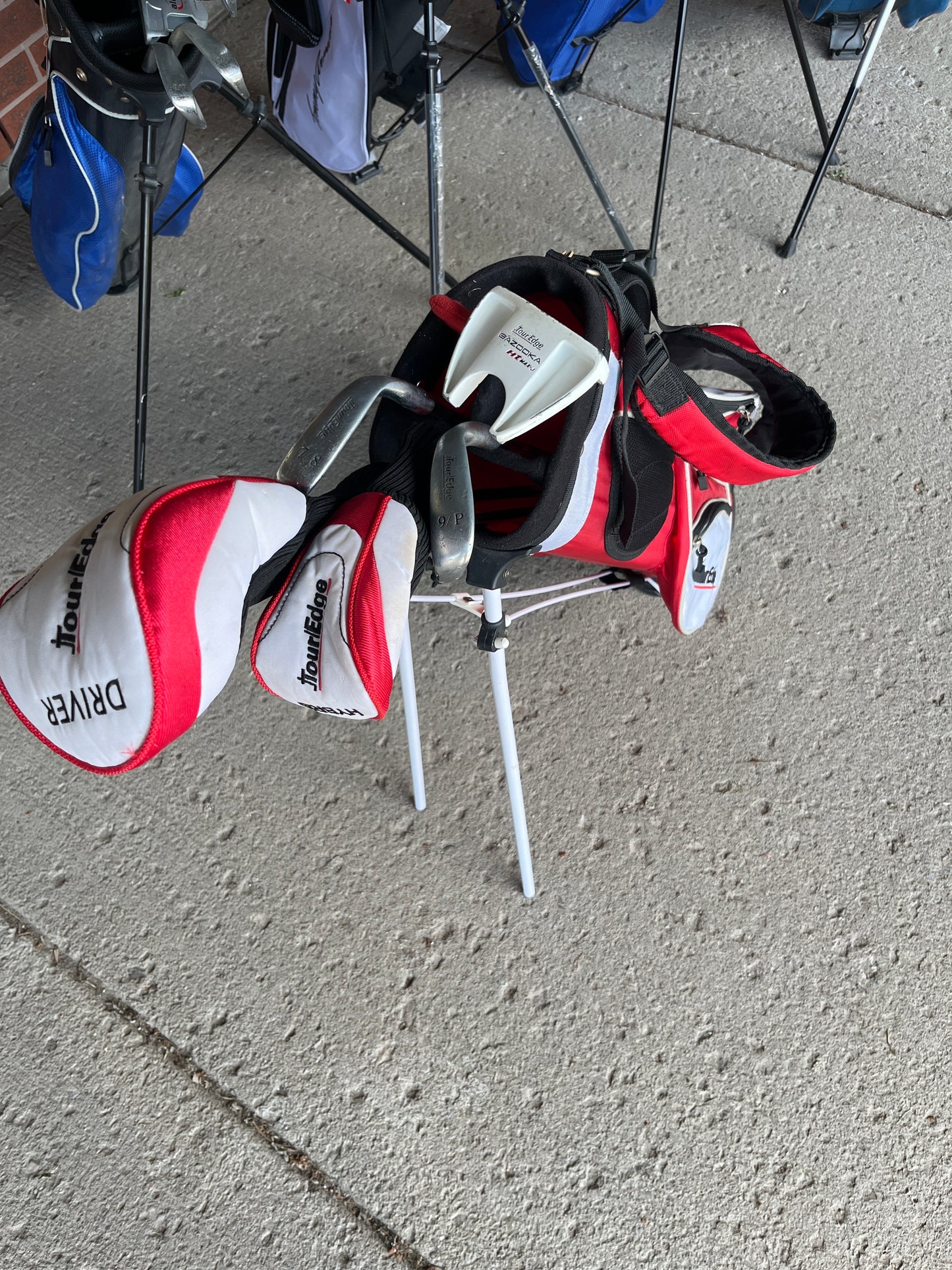 TourEdge Bazooka Kids Golf Set - 5 Piece Left