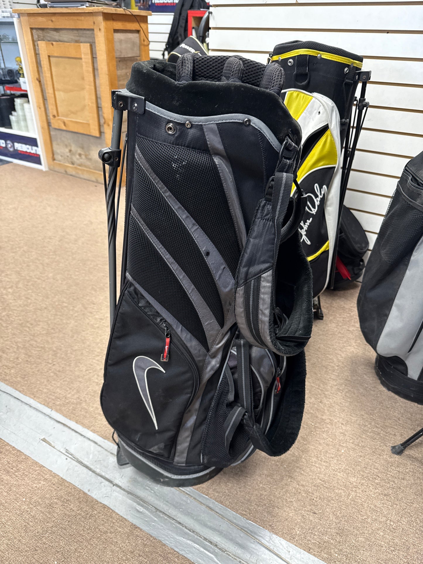 Nike Used Golf Bag Black