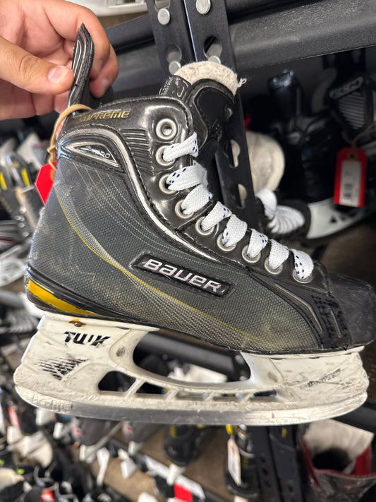 Bauer Supreme LTX PRO Hockey Skates Used Junior Sz 2
