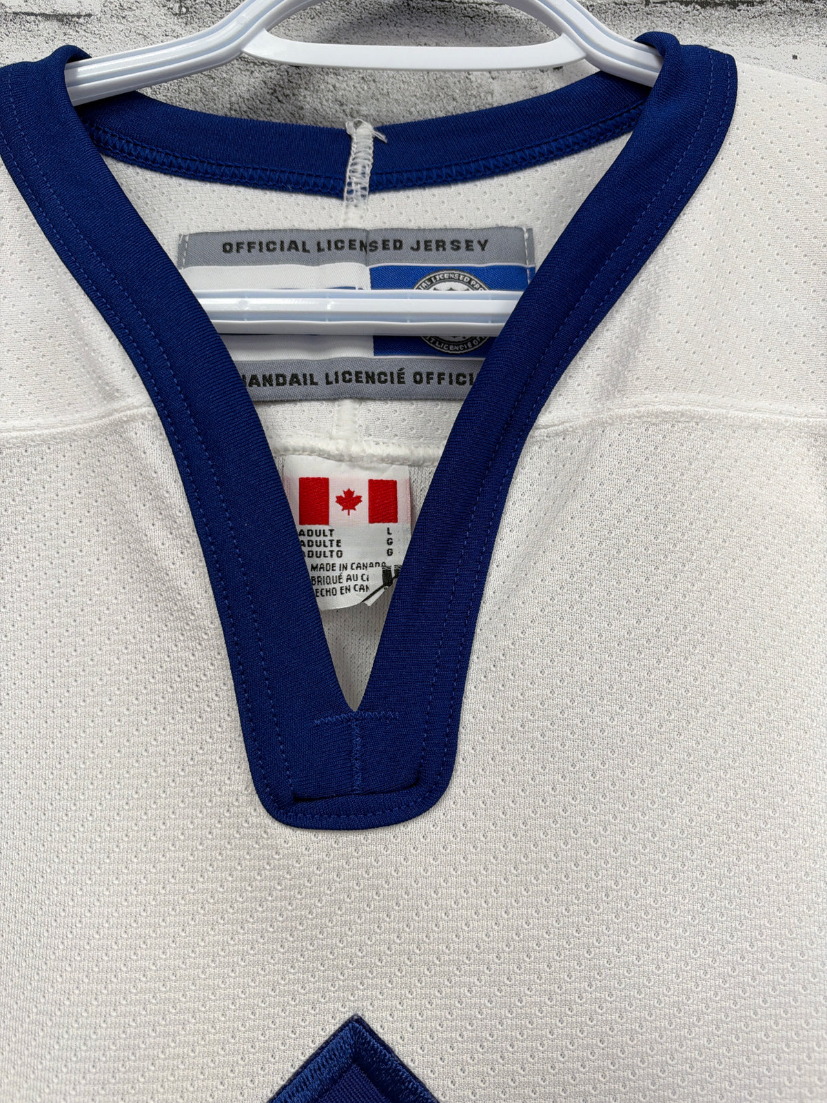 Toronto Maple Leafs CCM Jersey White Away Size Large